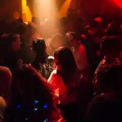 Kołobrzeg: Gdzie tańczyć? Kluby, dancingi, beach party wybierz noc!
