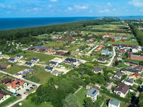 Sarbinowo Mielno: Ile km? Jak dojechać? Porównanie tras i kosztów