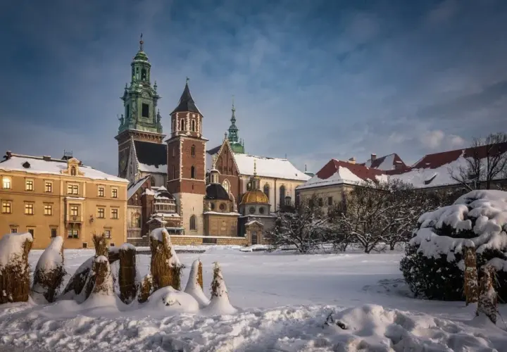 Wawel 2025: Przewodnik, bilety, ceny i godziny otwarcia