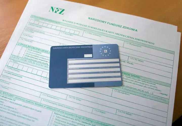 Wniosek o wydanie Europejskiej Karty Ubezpieczenia Zdrowotnego (EKUZ) z NFZ. Karta EKUZ od ręki to klucz do ochrony zdrowia za granicą.