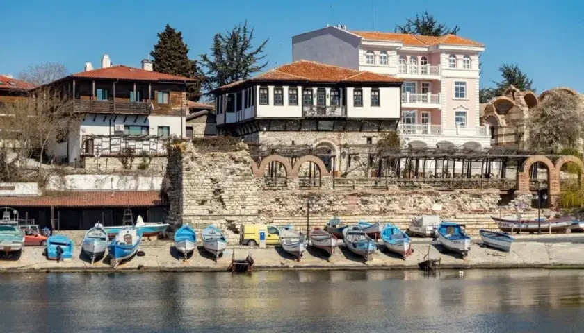 Nessebar: Co zwiedzić? Przewodnik po Perle Morza Czarnego