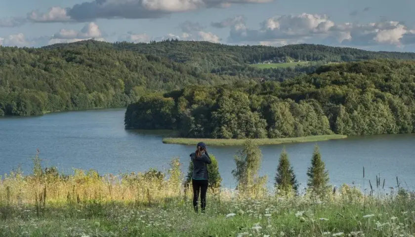 Kaszuby: Atrakcje, Szwajcaria, Kultura i Spływy - Twój Przewodnik