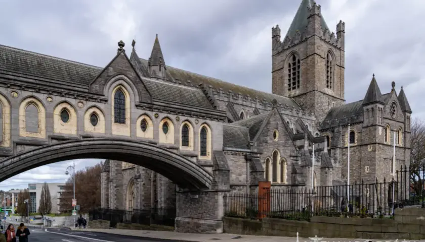 Dublin: Co zwiedzić? Przewodnik po atrakcjach i praktyczne wskazówki