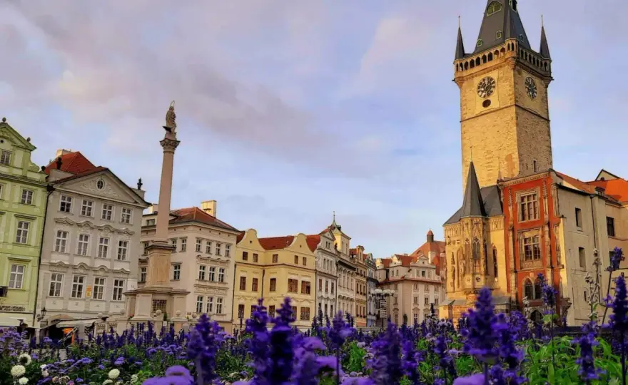 Praga: 20+ najpiękniejszych miejsc i sekretów. Odkryj Złote Miasto!