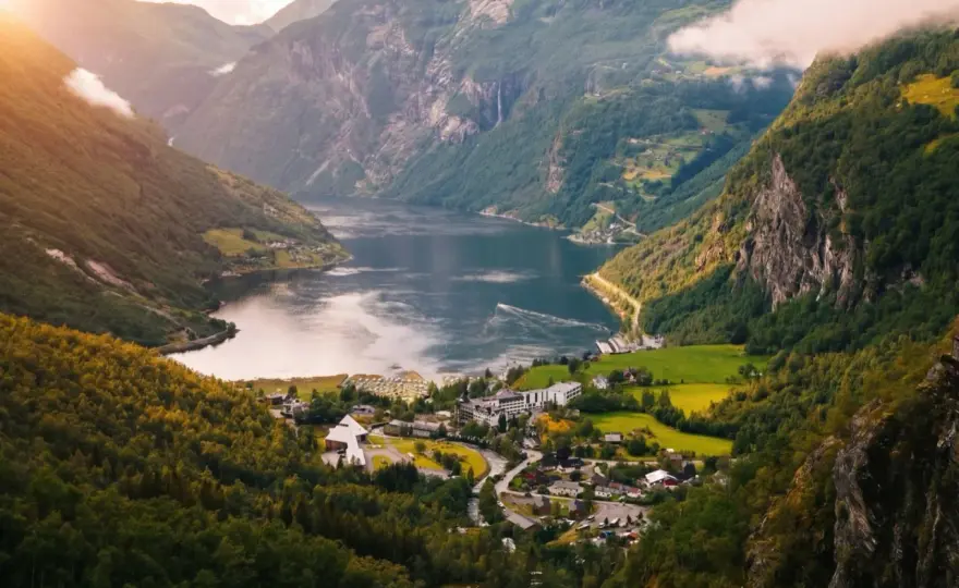 Fiordy norweskie - które wybrać i kiedy jechać?