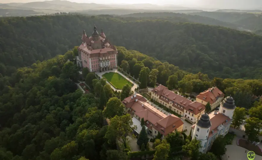 Odkryj Dolny Śląsk: Zamki, góry i atrakcje blisko Wrocławia