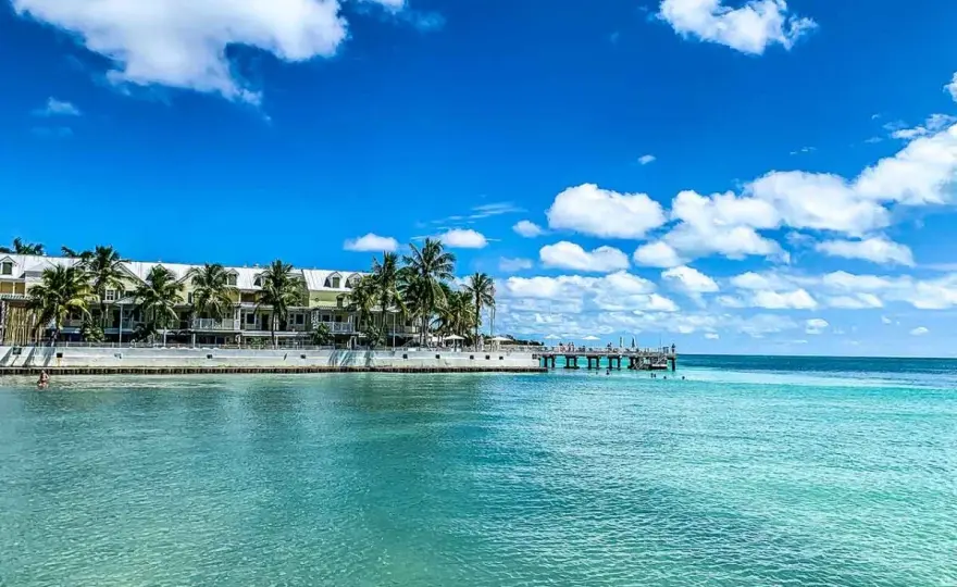 Polskie morze: przewodnik po atrakcjach na każdą pogodę i budżet