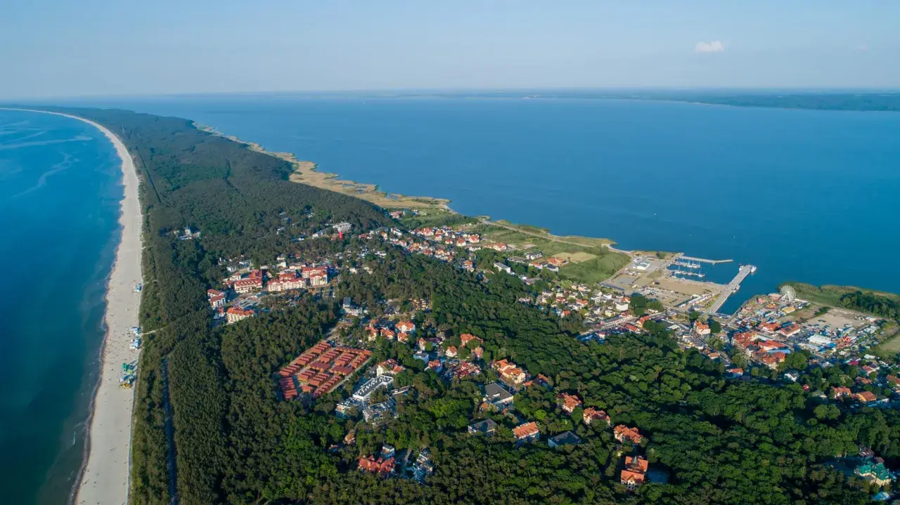 Krynica Morska: Ile km? Dojazd, korki, parking Poradnik!